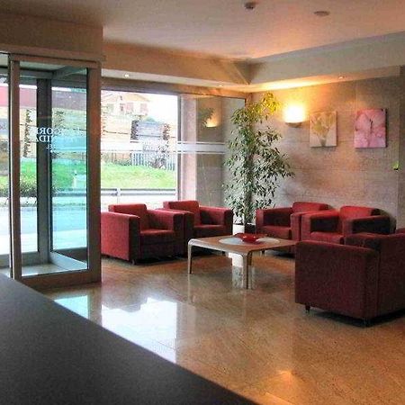 Longoria Avenida Hotel El Berron Interior photo